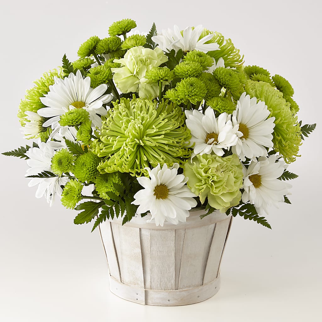Lucky Charm Basket (Standard) – Serenity Floral, Lake Geneva WI
