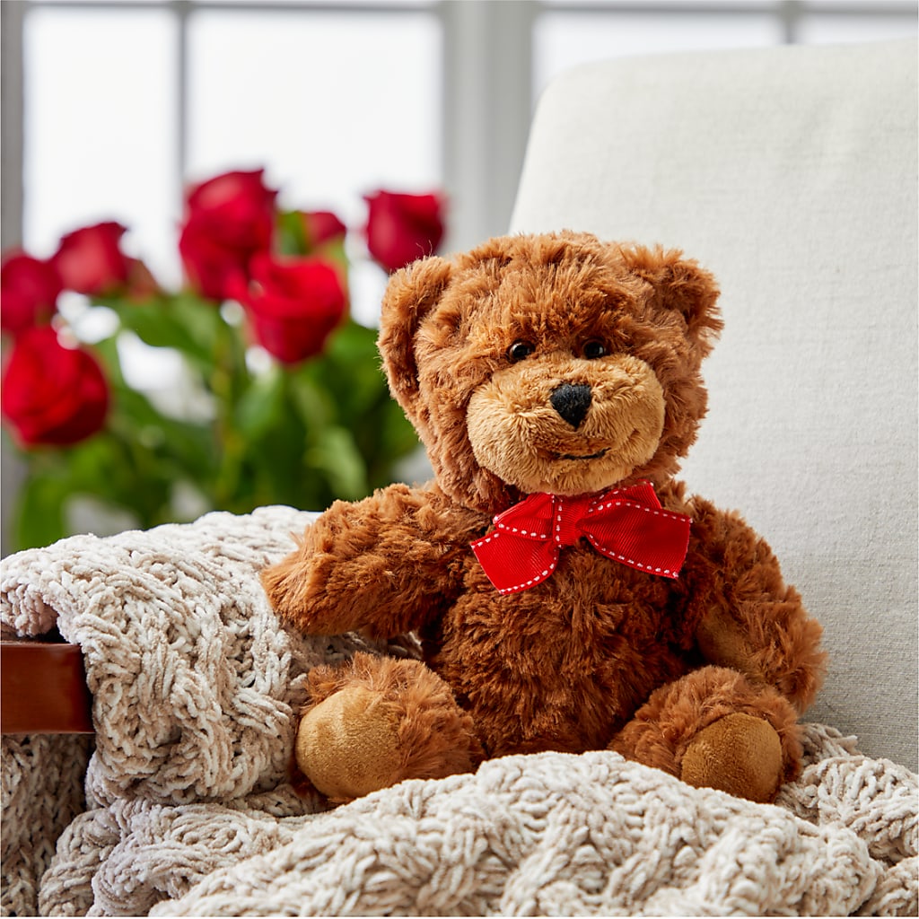 Romantic Long Stem Red Rose Bouquet Bundles – Serenity Floral, Lake Geneva WI