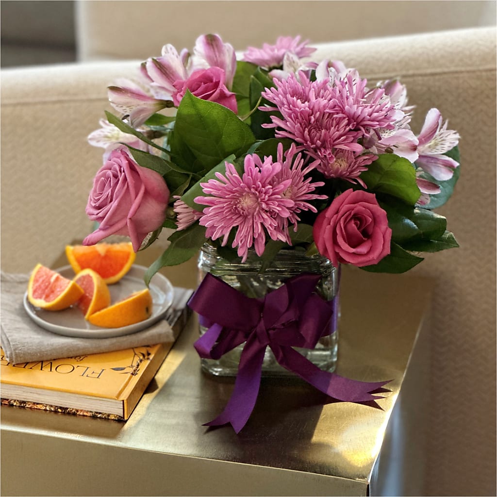 Sugarplum Bouquet – Serenity Floral, Lake Geneva WI