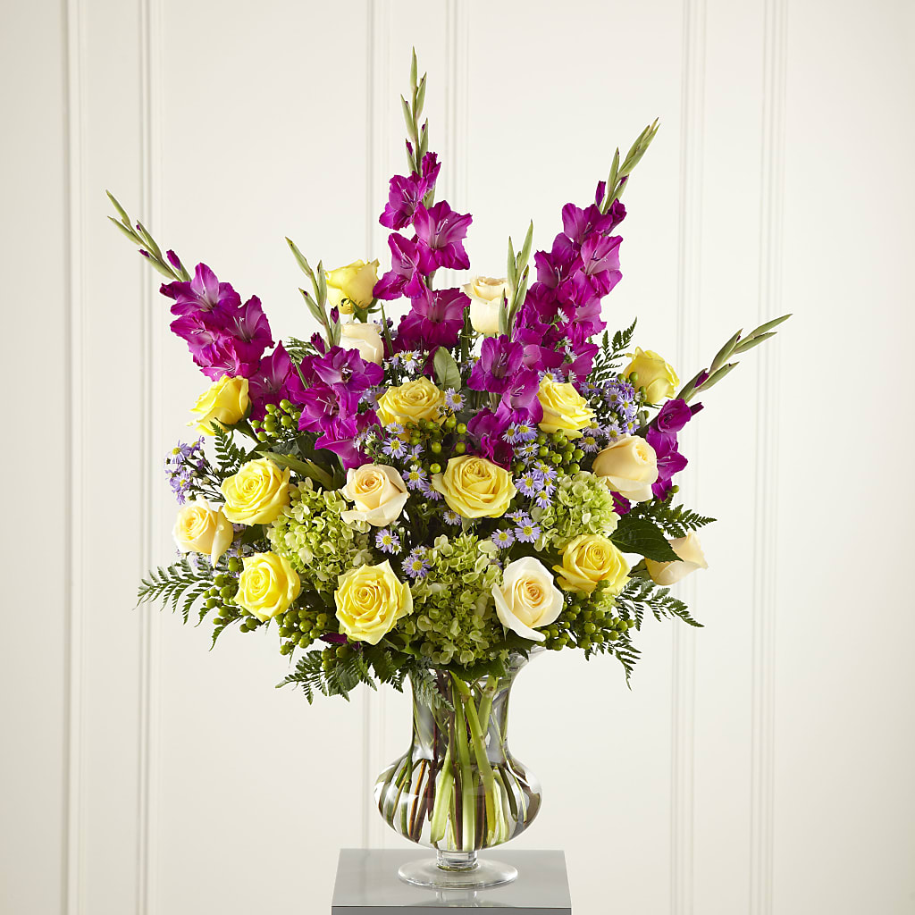 Loveliness Arrangement – Serenity Floral, Lake Geneva WI