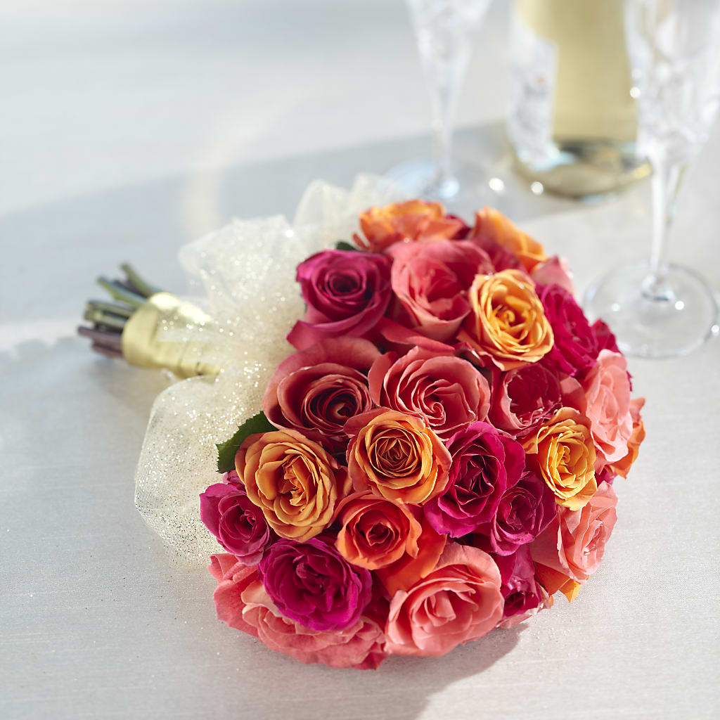 Sweet Roses Bouquet – Serenity Floral, Lake Geneva WI
