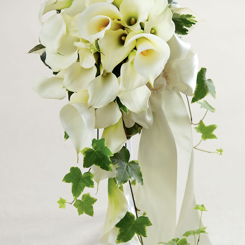 White Chapel Bouquet – Serenity Floral, Lake Geneva WI