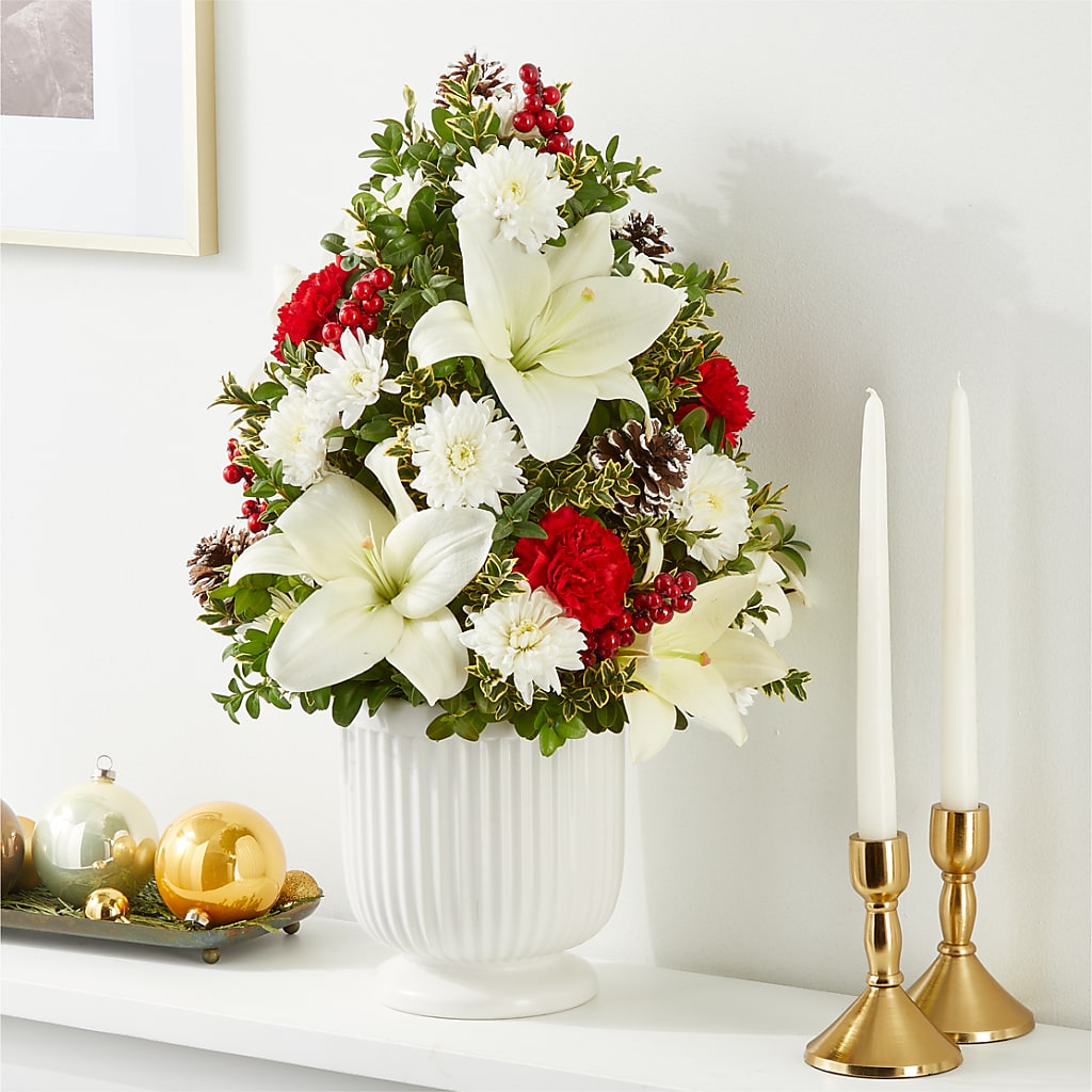 Festive Moments Tree –  Serenity Floral, Lake Geneva WI