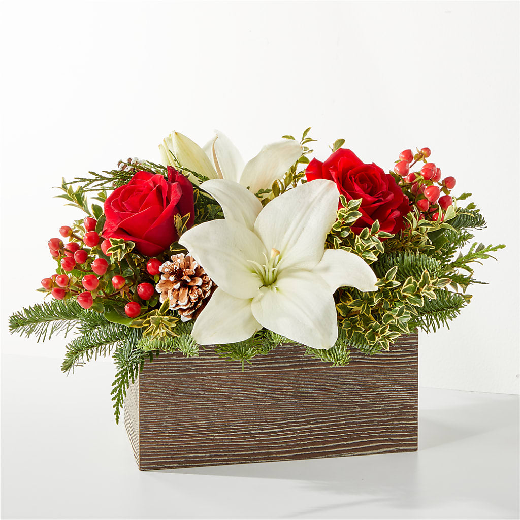 Snowy Wonderland Bouquet –  Serenity Floral, Lake Geneva WI