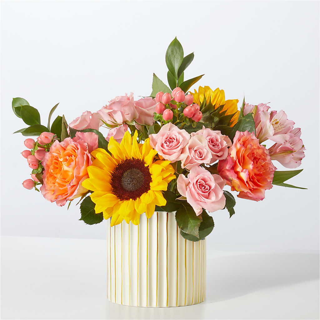 Sun's Out Bouquet –  Serenity Floral, Lake Geneva WI