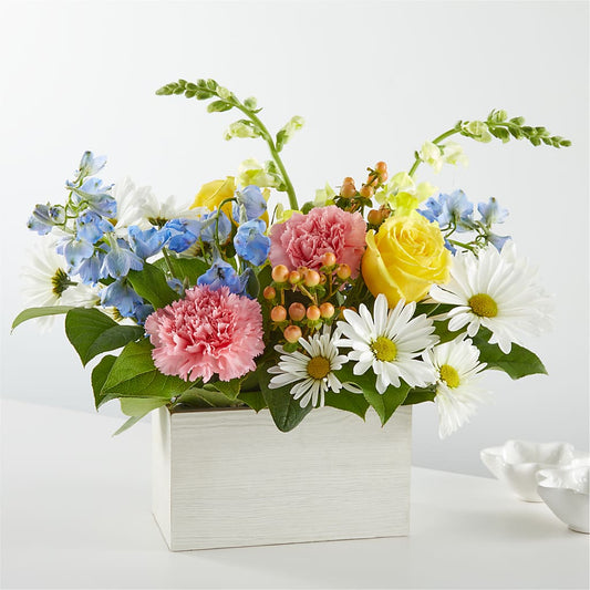 Sun Salutation Box Bouquet –  Serenity Floral, Lake Geneva WI