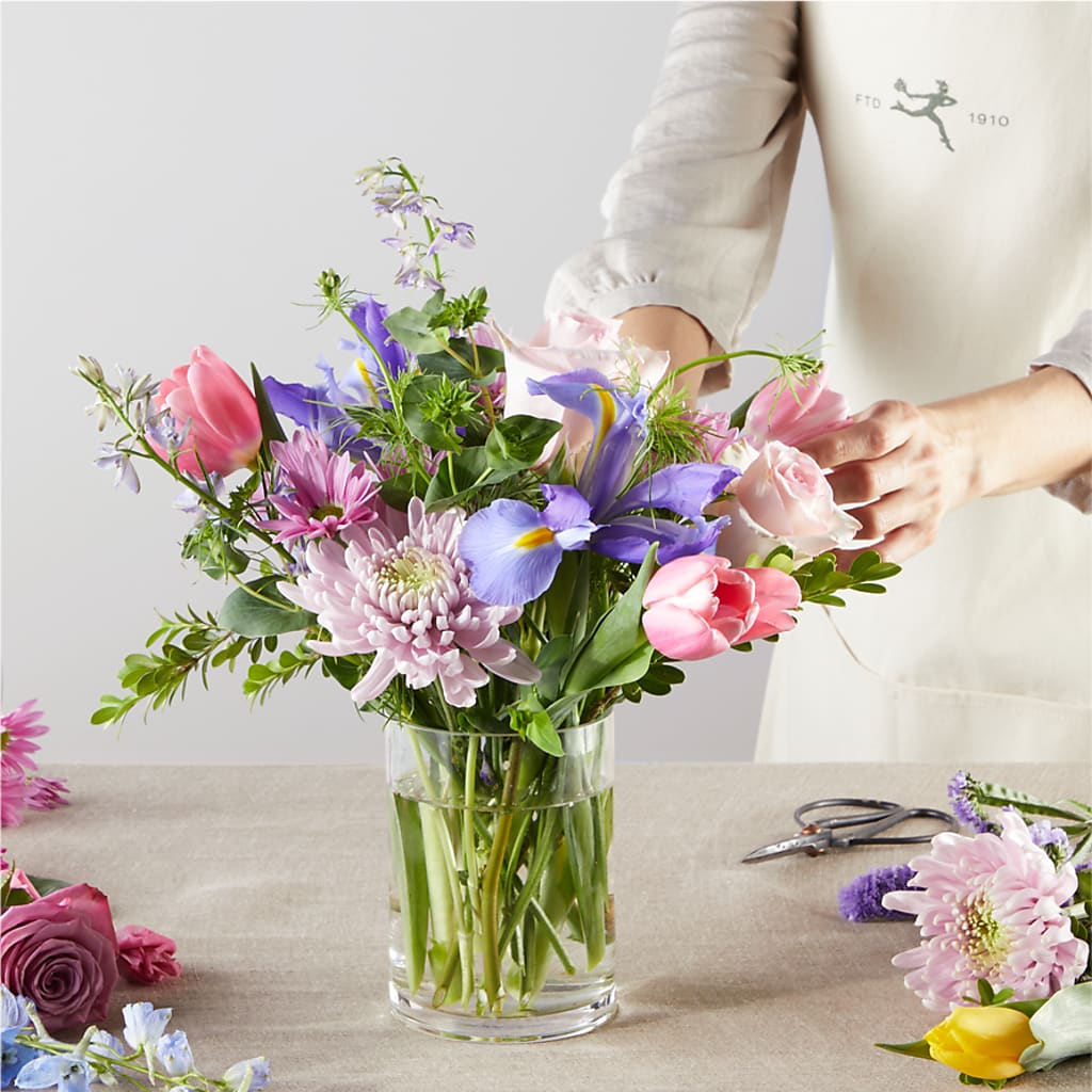 Pastel Tradition - A Florist Original –  Serenity Floral, Lake Geneva WI
