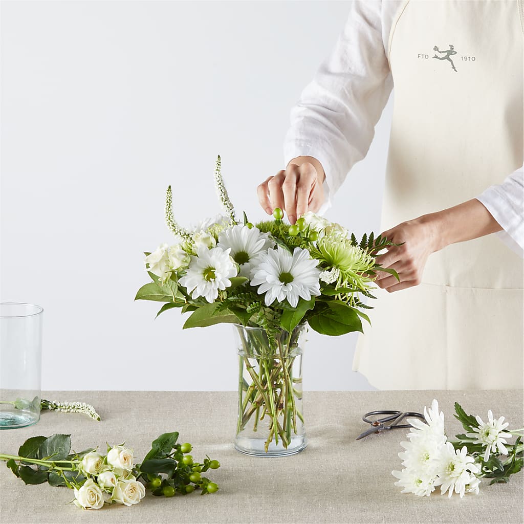Irish Garden - A Florist Original –  Serenity Floral, Lake Geneva WI