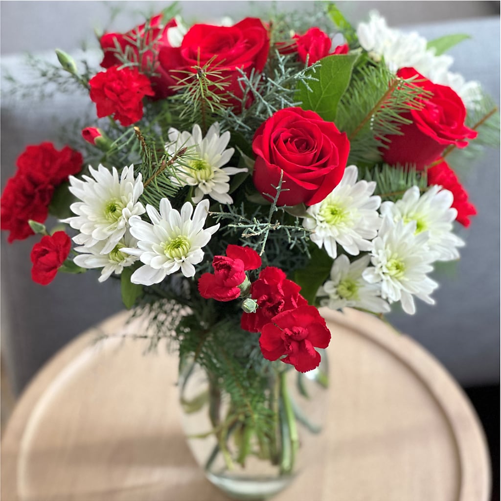 Seasonal Magic Bouquet –  Serenity Floral, Lake Geneva WI