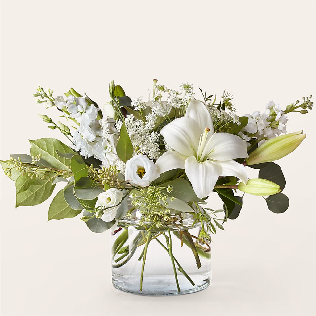 Alluring Elegance Bouquet –  Serenity Floral, Lake Geneva WI