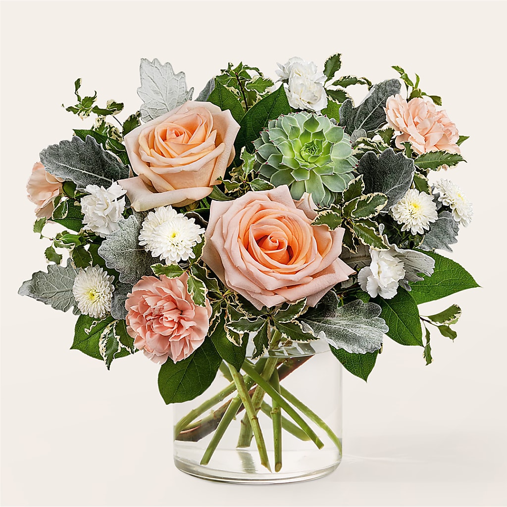 Sweet Tea Bouquet –  Serenity Floral, Lake Geneva WI