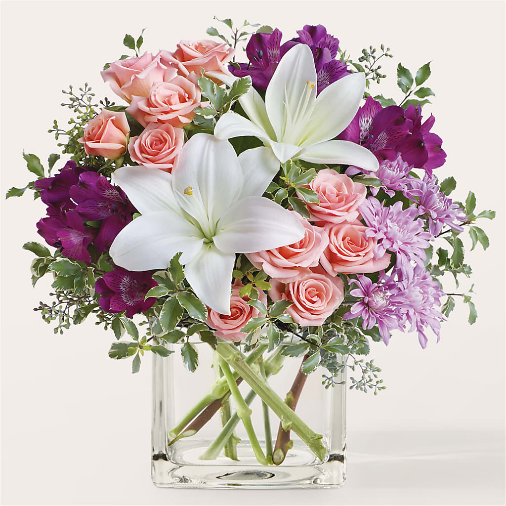 Mani Pedi Bouquet –  Serenity Floral, Lake Geneva WI