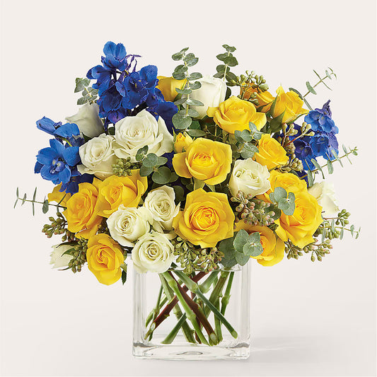Sparkling Citrine Bouquet –  Serenity Floral, Lake Geneva WI