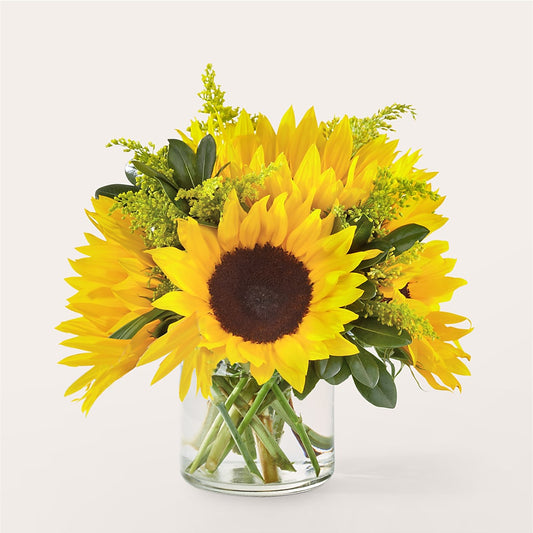 Beaming Sunflower Bouquet –  Serenity Floral, Lake Geneva WI