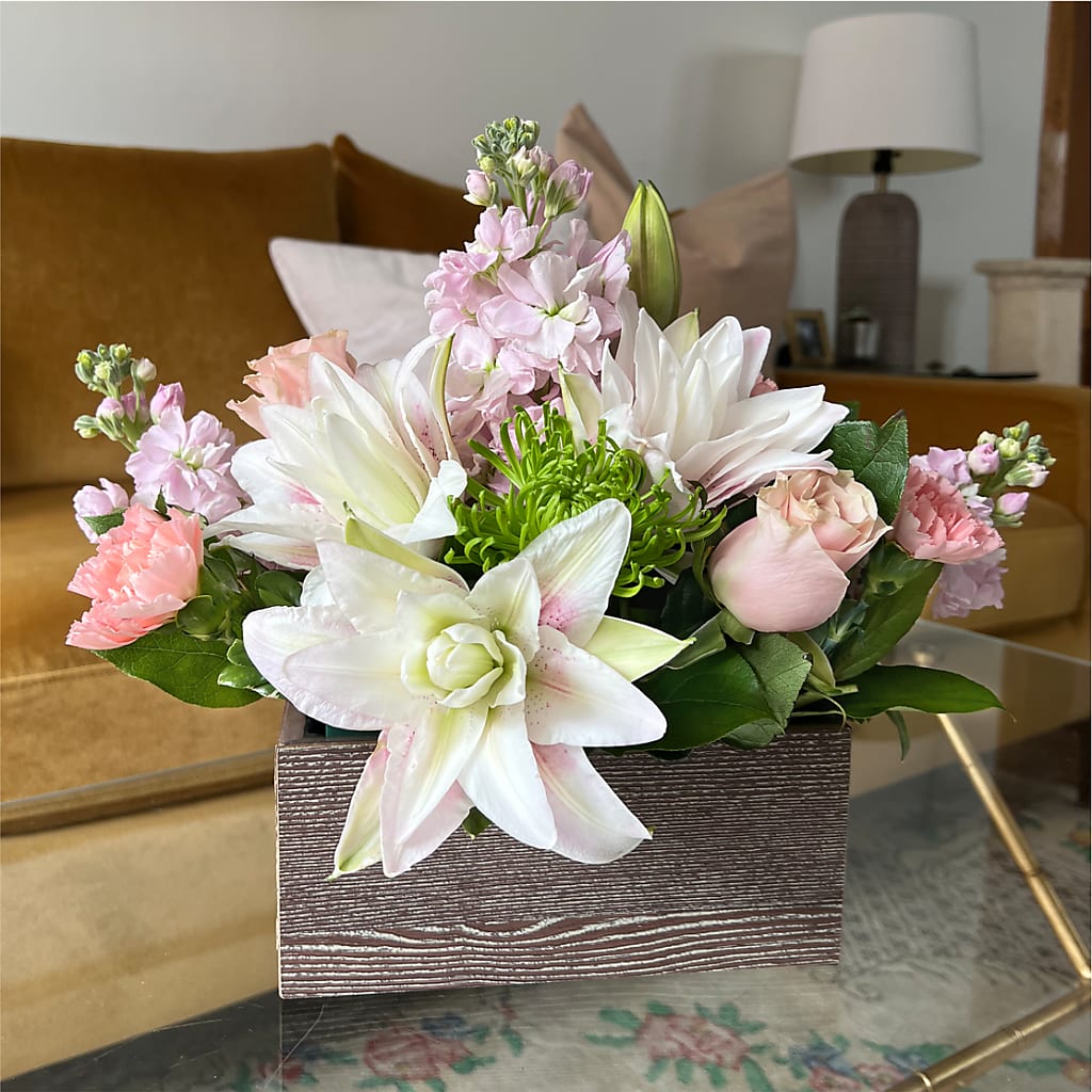 Beautiful Spirit Basket –  Serenity Floral, Lake Geneva WI