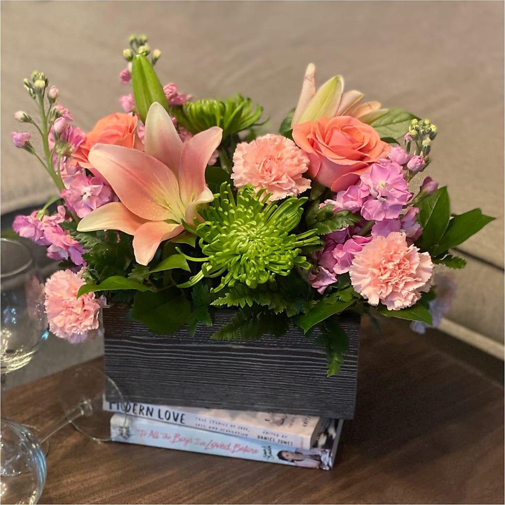 Beautiful Spirit Basket –  Serenity Floral, Lake Geneva WI