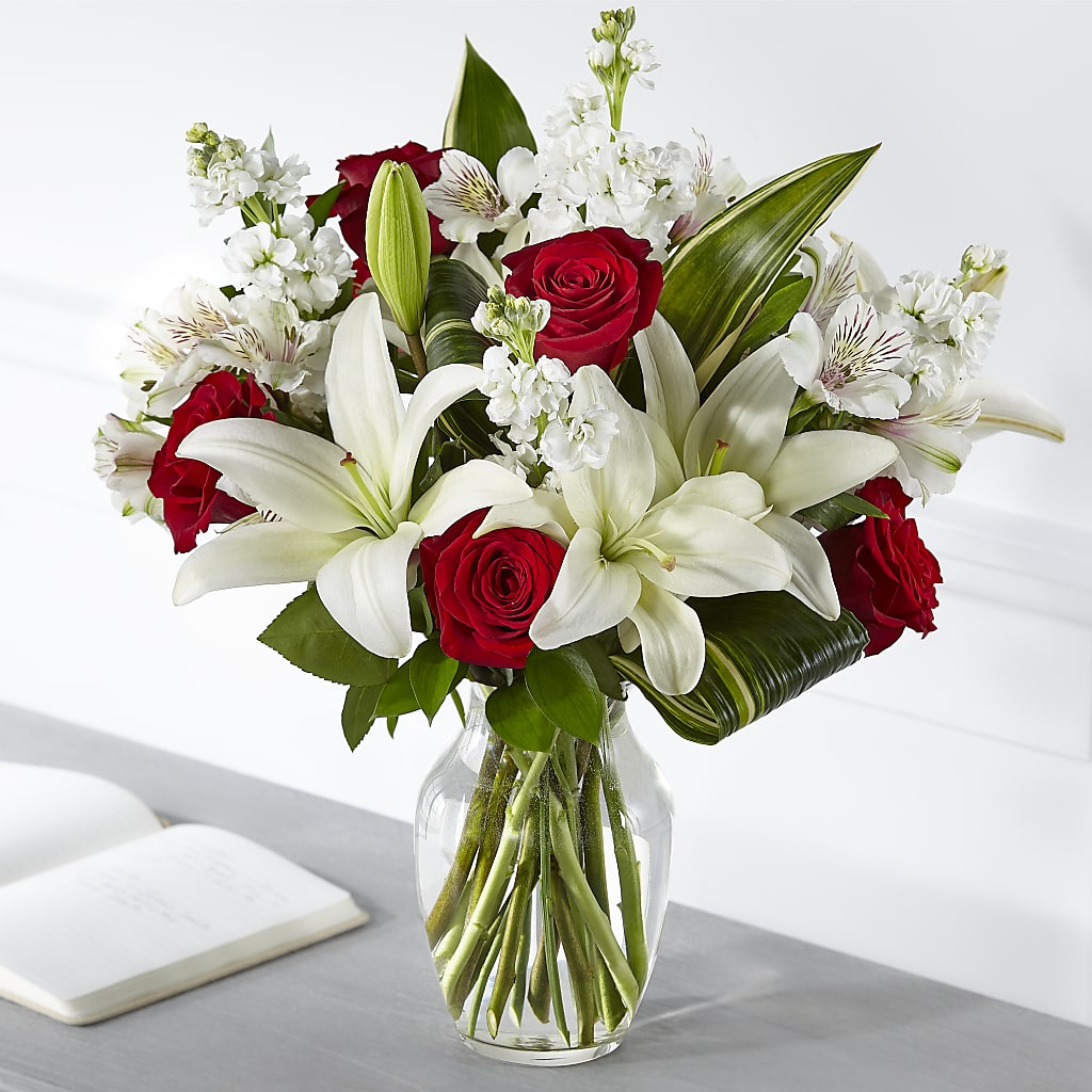 Loving Respect Bouquet –  Serenity Floral, Lake Geneva WI