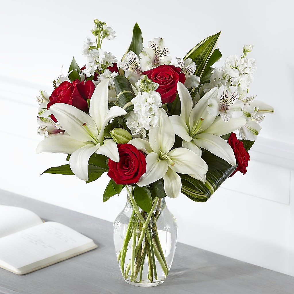 Loving Respect Bouquet –  Serenity Floral, Lake Geneva WI