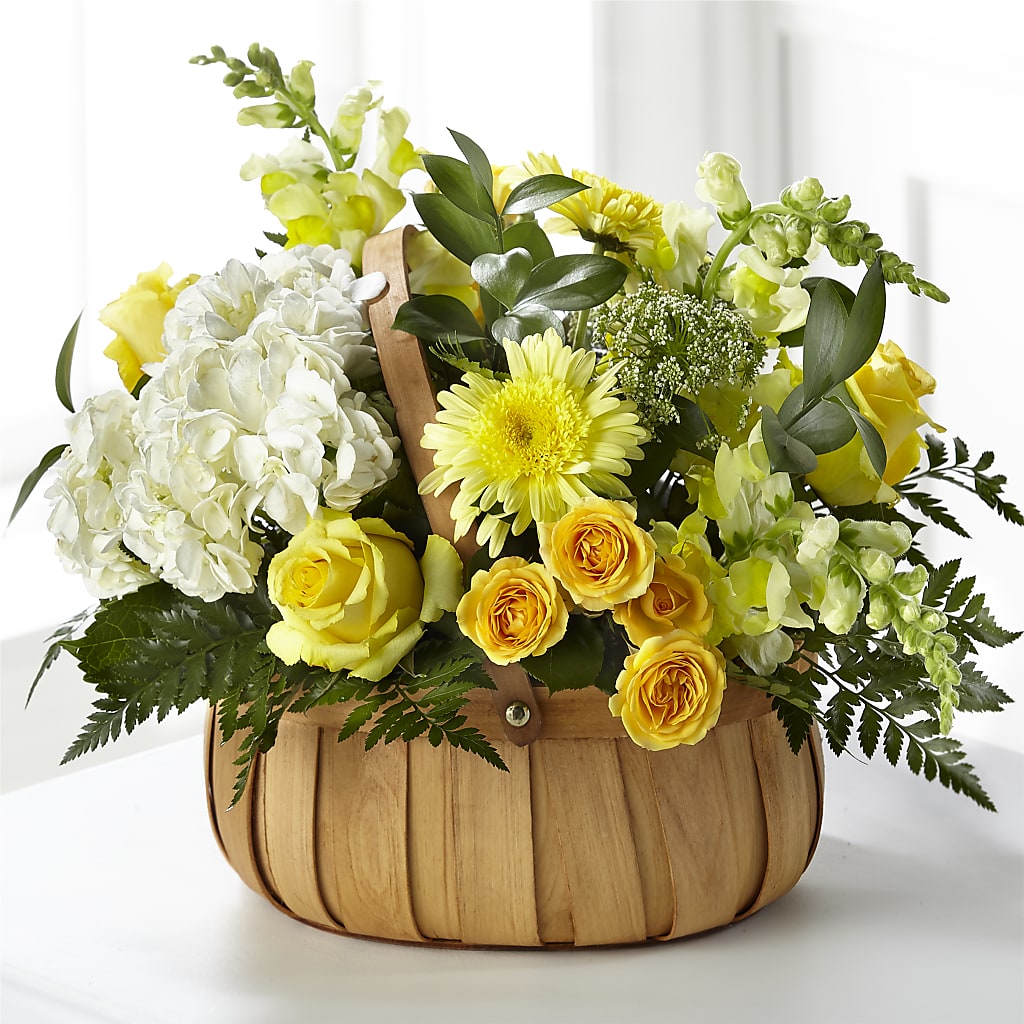 Rustic Remembrance Basket –  Serenity Floral, Lake Geneva WI