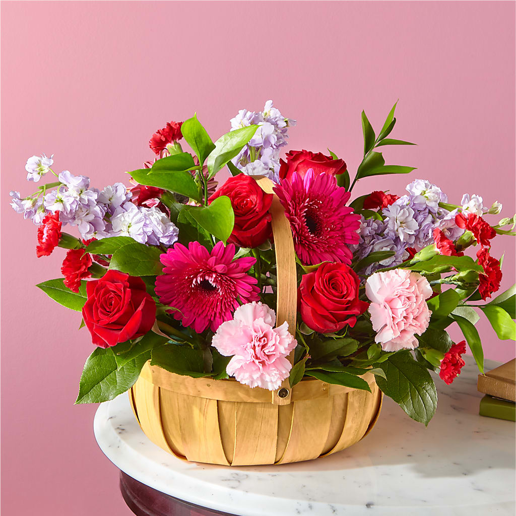 Pink Picnic Basket –  Serenity Floral, Lake Geneva WI