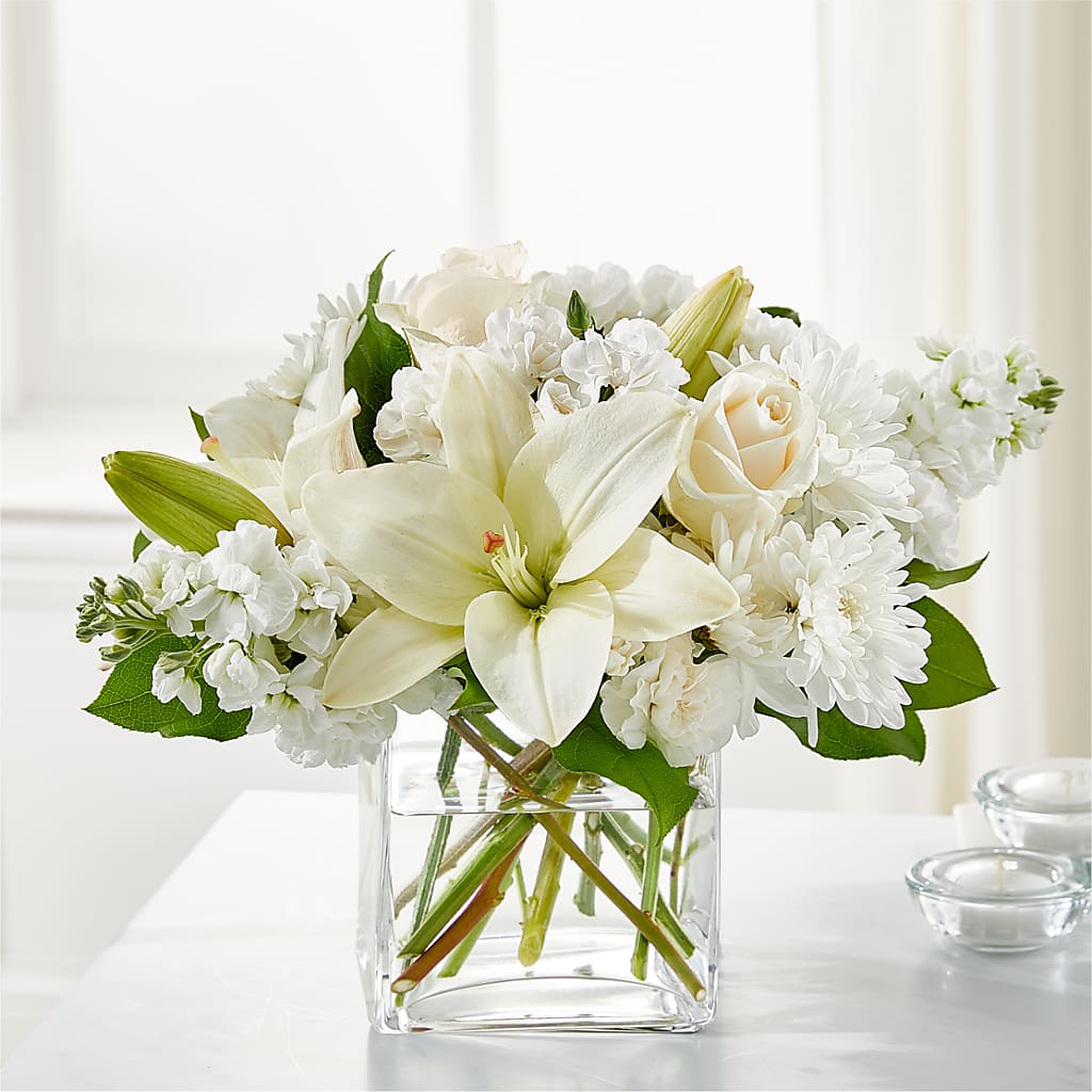 Gentle Breeze Bouquet –  Serenity Floral, Lake Geneva WI