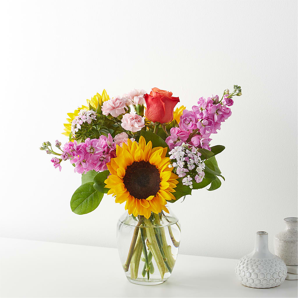 Yellow Brick Road Bouquet –  Serenity Floral, Lake Geneva WI