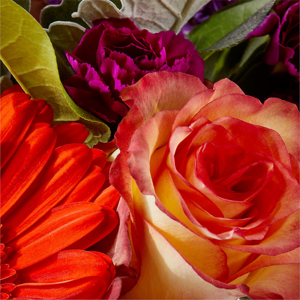 Sangria Bouquet –  Serenity Floral, Lake Geneva WI
