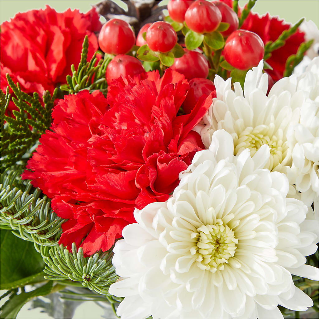 Snow Angel Bouquet –  Serenity Floral, Lake Geneva WI