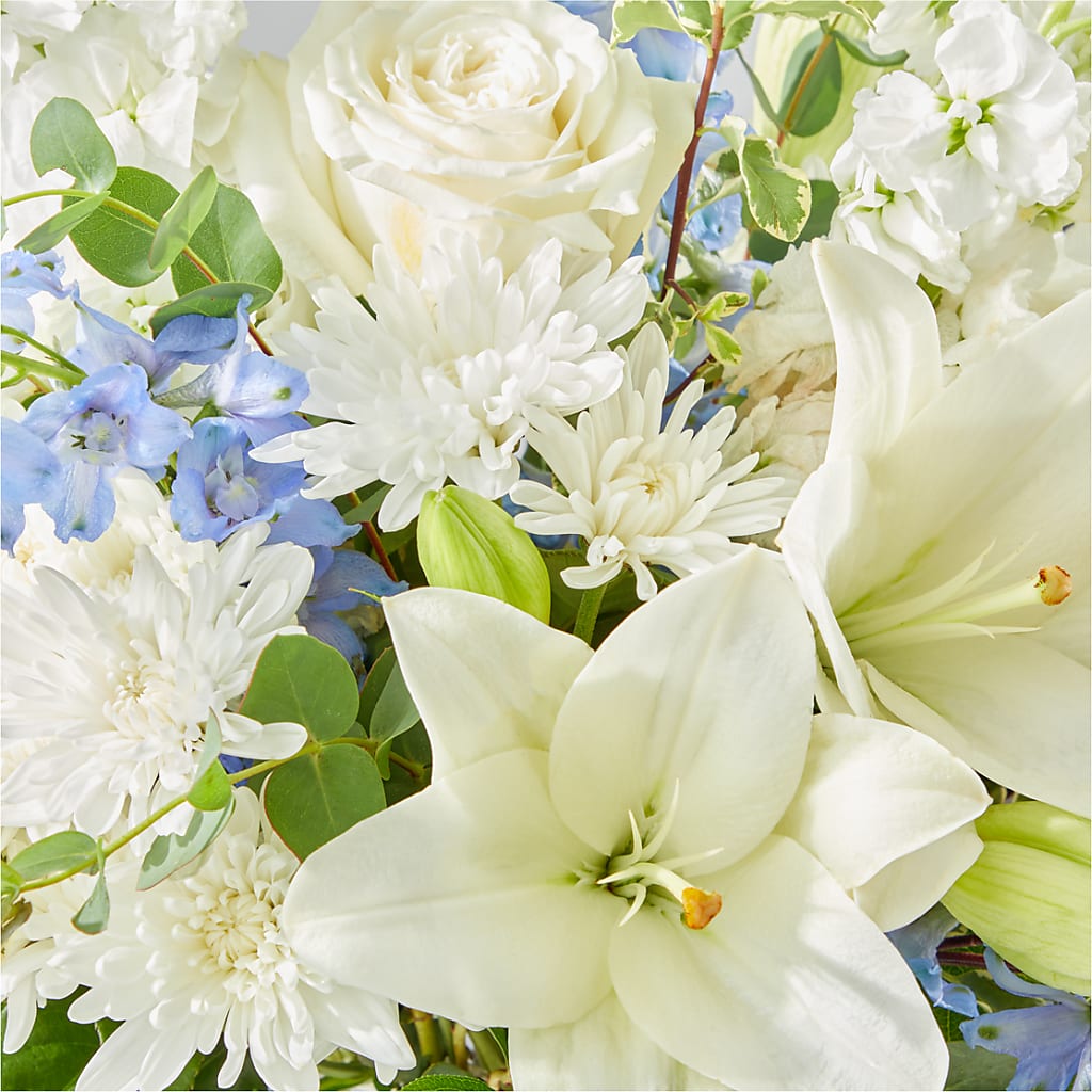 Peace of Mind Bouquet –  Serenity Floral, Lake Geneva WI
