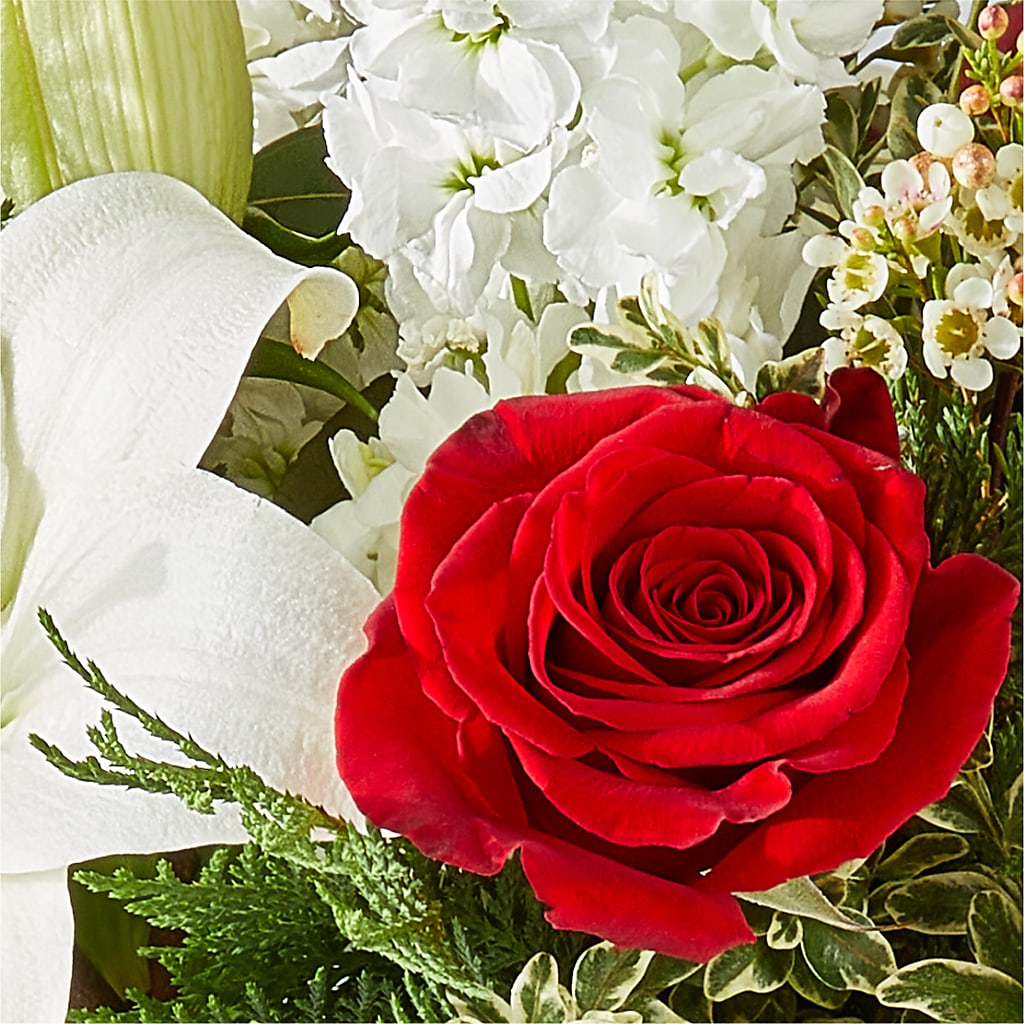 Twinkle Lights Bouquet –  Serenity Floral, Lake Geneva WI