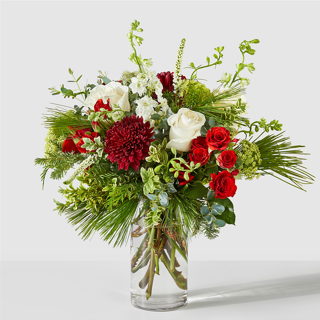 Favorite Traditions Bouquet –  Serenity Floral, Lake Geneva WI