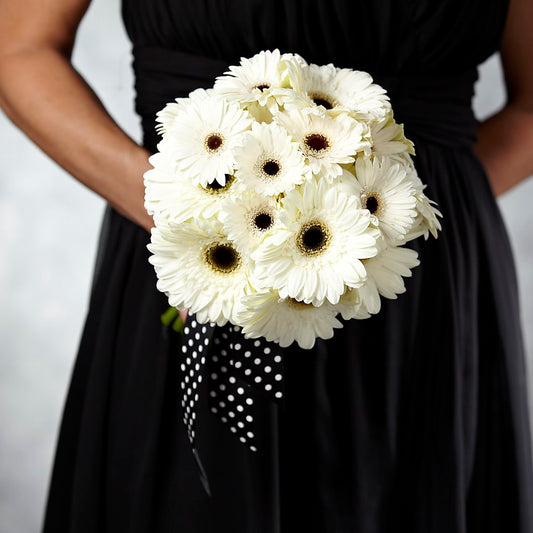 Daisy Delight Bouquet –  Serenity Floral, Lake Geneva WI