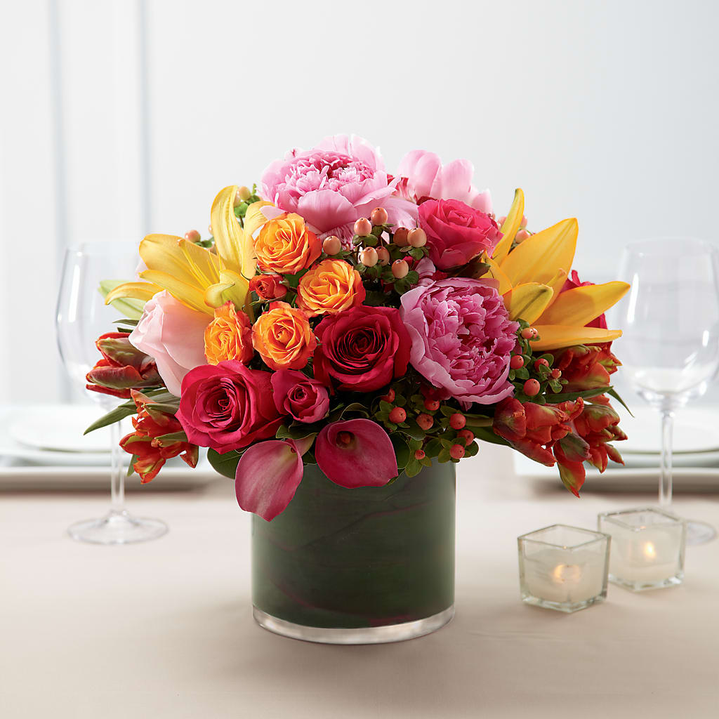 Color Mix Arrangement –  Serenity Floral, Lake Geneva WI