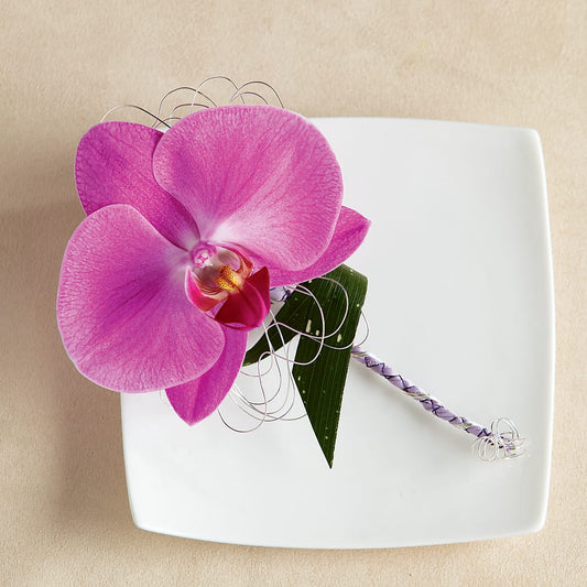 Glorious Boutonniere –  Serenity Floral, Lake Geneva WI
