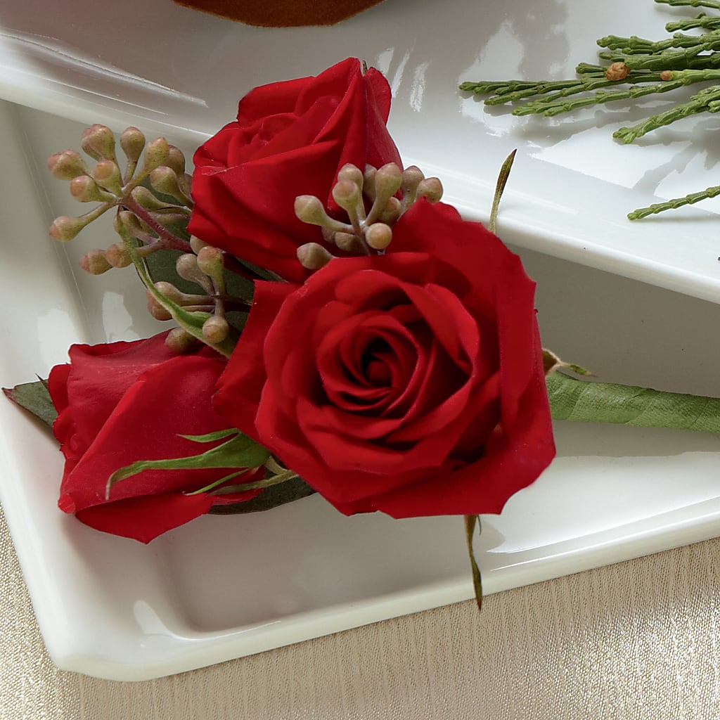 Red Spray Rose Boutonniere –  Serenity Floral, Lake Geneva WI