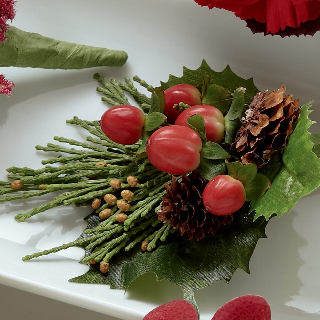 Red Berry Boutonniere –  Serenity Floral, Lake Geneva WI